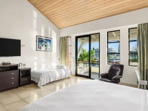 The Moorings Yacht Club Hotel