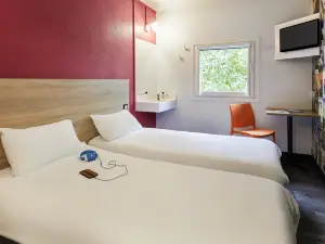 hotelF1 拉波勒聖納澤爾飯店