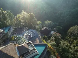 峇裡島卡曼達魯度假村