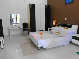 Feridhoo Inn