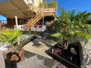 Gîte du Silo Loft Atypique ,Tournesol , Spa&Piscine Couverte