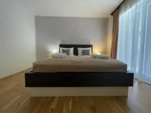 Panorama Apartments