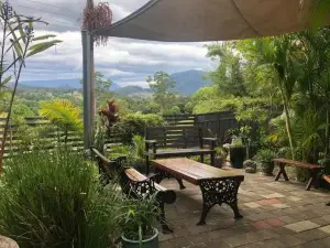 Grey Gum Lodge