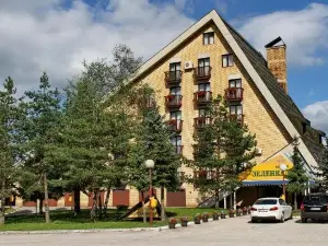 Hotel Zelenkada