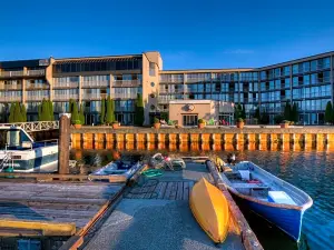 Oceanfront Suites at Cowichan Bay