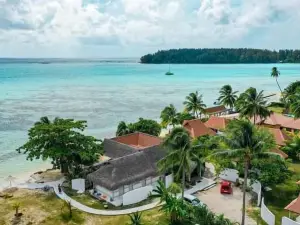 Moorea Island Beach Hotel