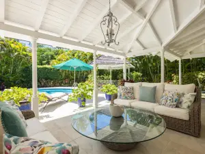 "Lonetrees" - Large Luxury Private Villa w/ Pool by One Caribbean Estates