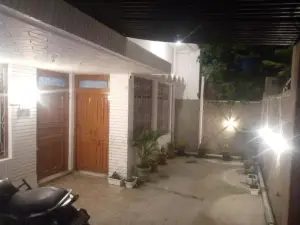 Travel Hostel in Heart of Kanpur