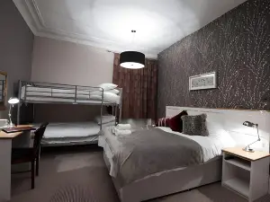 Parkwood Hotel