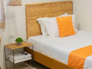Central Plaza Hotel