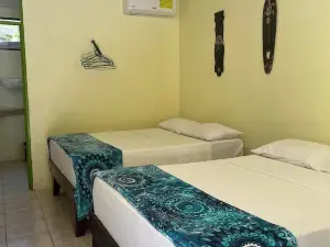 Cabinas Manzanillo Caribe Sur CR