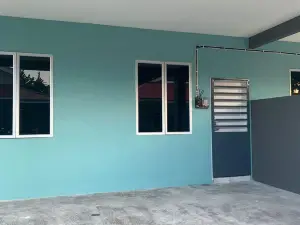 HOMESTAY KELUARGA (HARMONI)