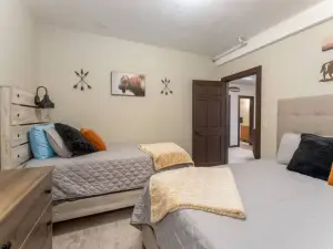 Overnight Event Venue & Loft in downtown Mitchell