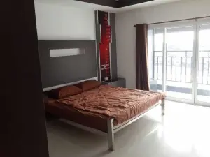 Somdet Hotel