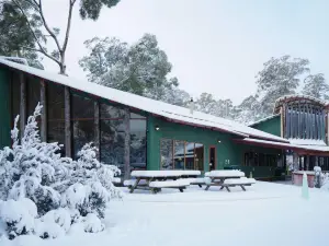 Lake St Clair Lodge
