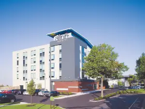 Aloft Portland Airport at Cascade Station