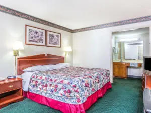 Days Inn by Wyndham Cornelia