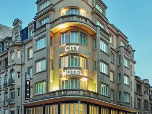 City Hotel