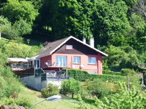 La Colline Aux Yeux Doubs