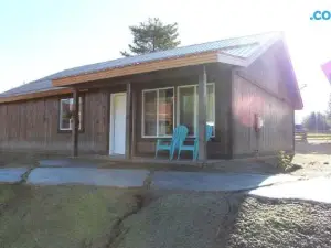 Family Cabin Unit 10