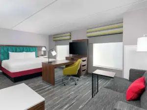 Hampton Inn & Suites Cleveland-Beachwood