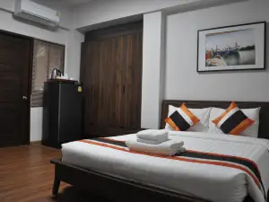 The Bedrooms Maeklong & Service Apartments