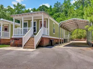 * Cottage #4 Fisherman's Landing *