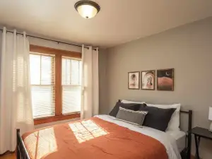 The Boho Bungalow! Downtown Alexandria