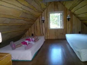 Sae Hostel