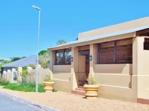 Tourist Lodge Gansbaai