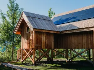 Les Cabanes du Dauphiné et Logis à la Ferme