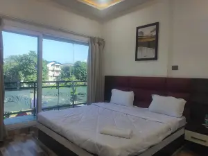 Hotel SG Hub Tower
