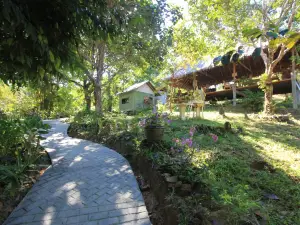 Chomjan Resort