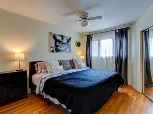 Cozy Home Sleeps 10 Lombard Chicago Suburb