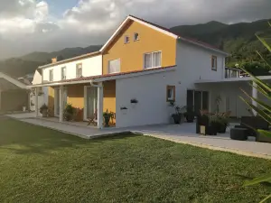 Casa d'Avó Guesthouse and Apartment