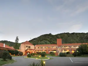 Pinares del Cerro Resort & Suites