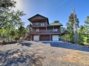 Modern Show Low Retreat w/ Deck & Mtn Views!