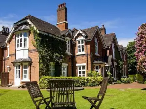 Hillscourt