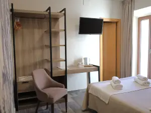 Hospedium Dlj Hostal Temático Desde la Judería