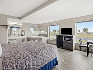 Blue Wave Inn