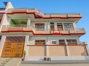 Hotel O by OYO Adora Stay