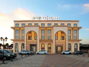 THE MADELINNE HOTEL