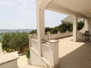 Apartment Uga A2 - Vito  Mandre, Island Pag