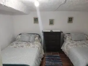 Cueva Navarro