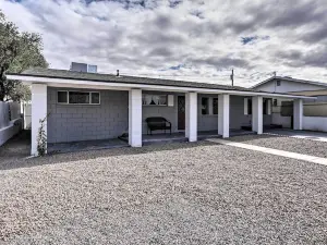 Centrally Located Gem with Laughlin Strip Views!