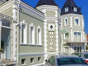 Castello Boutique Hotel