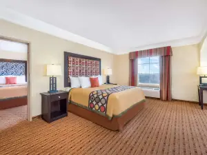 Super 8 by Wyndham Hidalgo/McAllen Area
