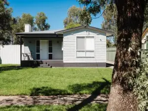 The Vine House - Benalla