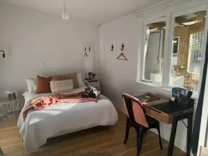 Private Cabin Close to the City Centre