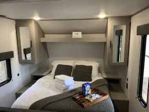 Luxe Mountain Camping with Theater, Hot Tub, Fire Pit & Hiking Trails